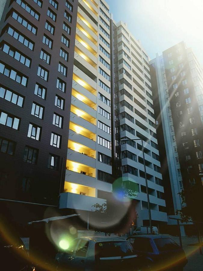 Sky House Central Apartment Chisinau Ngoại thất bức ảnh