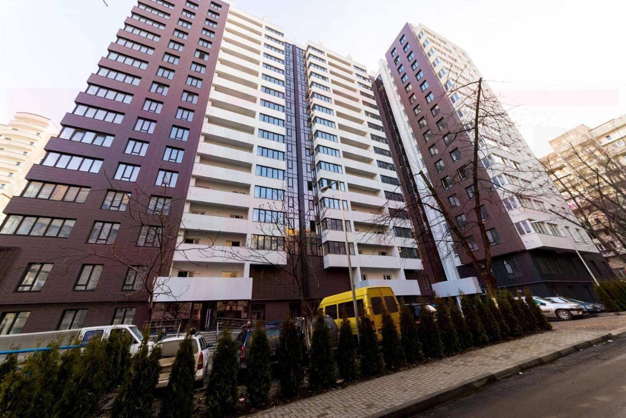 Sky House Central Apartment Chisinau Ngoại thất bức ảnh